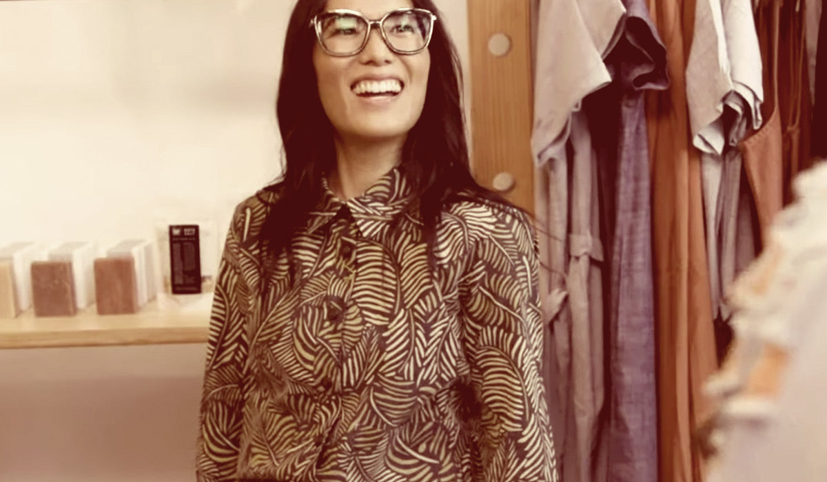 Ali Wong Learns the Front Tuck